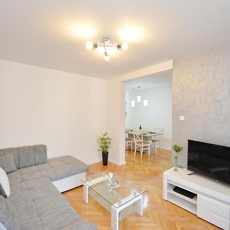 Unico Apartman Kotor Exteriör bild