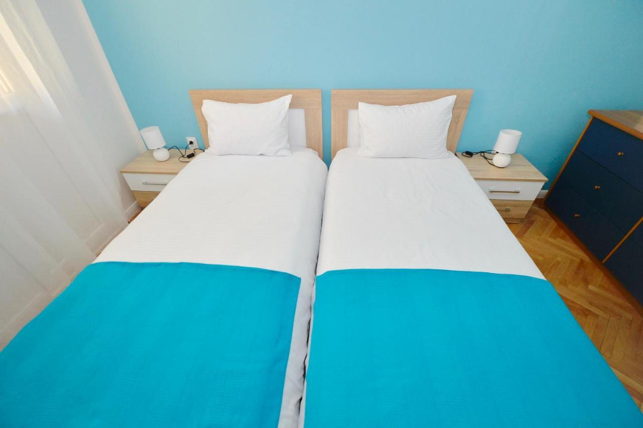 Unico Apartman Kotor Exteriör bild