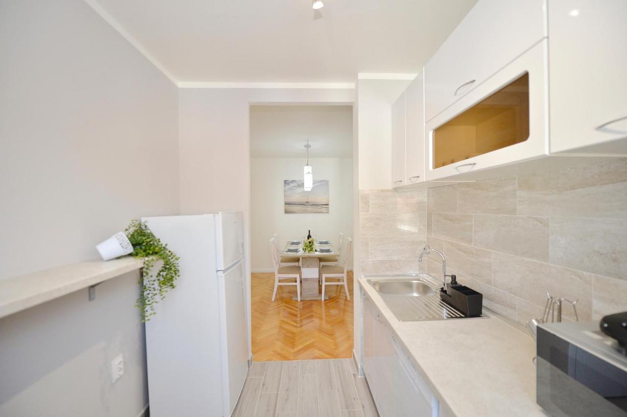 Unico Apartman Kotor Exteriör bild