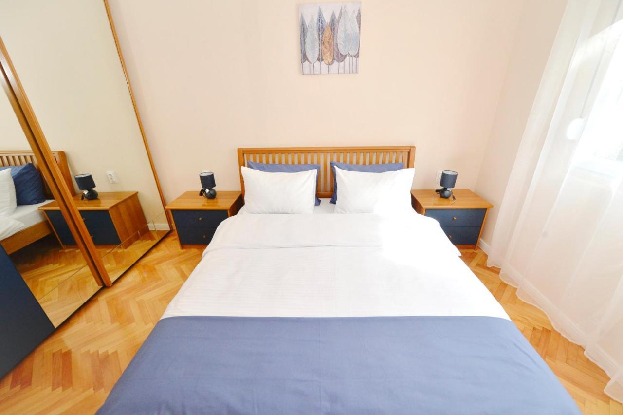 Unico Apartman Kotor Exteriör bild
