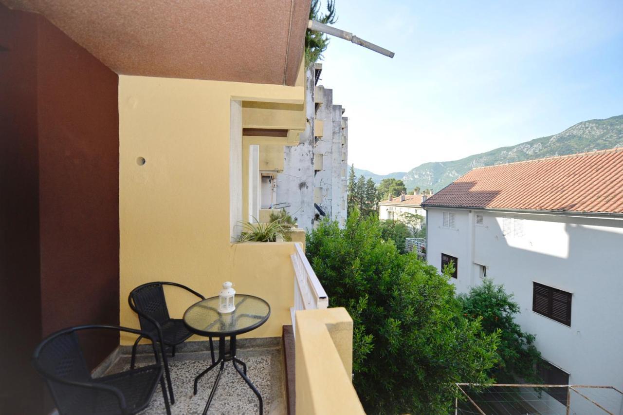 Unico Apartman Kotor Exteriör bild